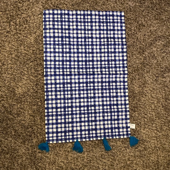 The Spring Shop Table Runner and Napkin Set - Picture 7 of 10